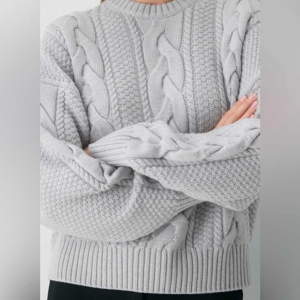 Aritzia Heritage Knit Merino‎ Wool Crew Hi-hip Sweater - Picture 6 of 10